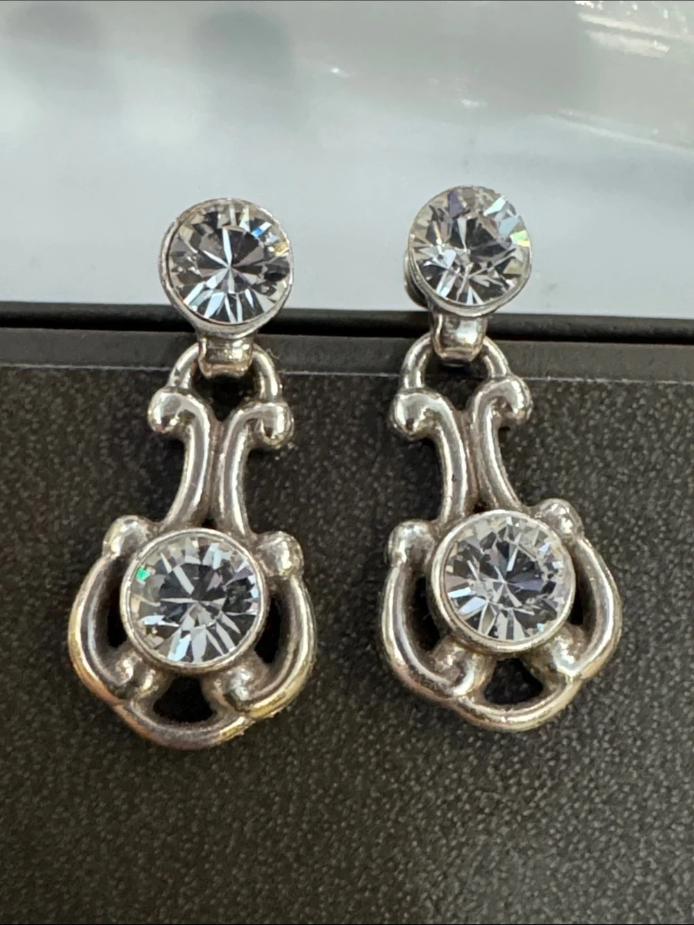 Brighton - Clear Crystal earrings